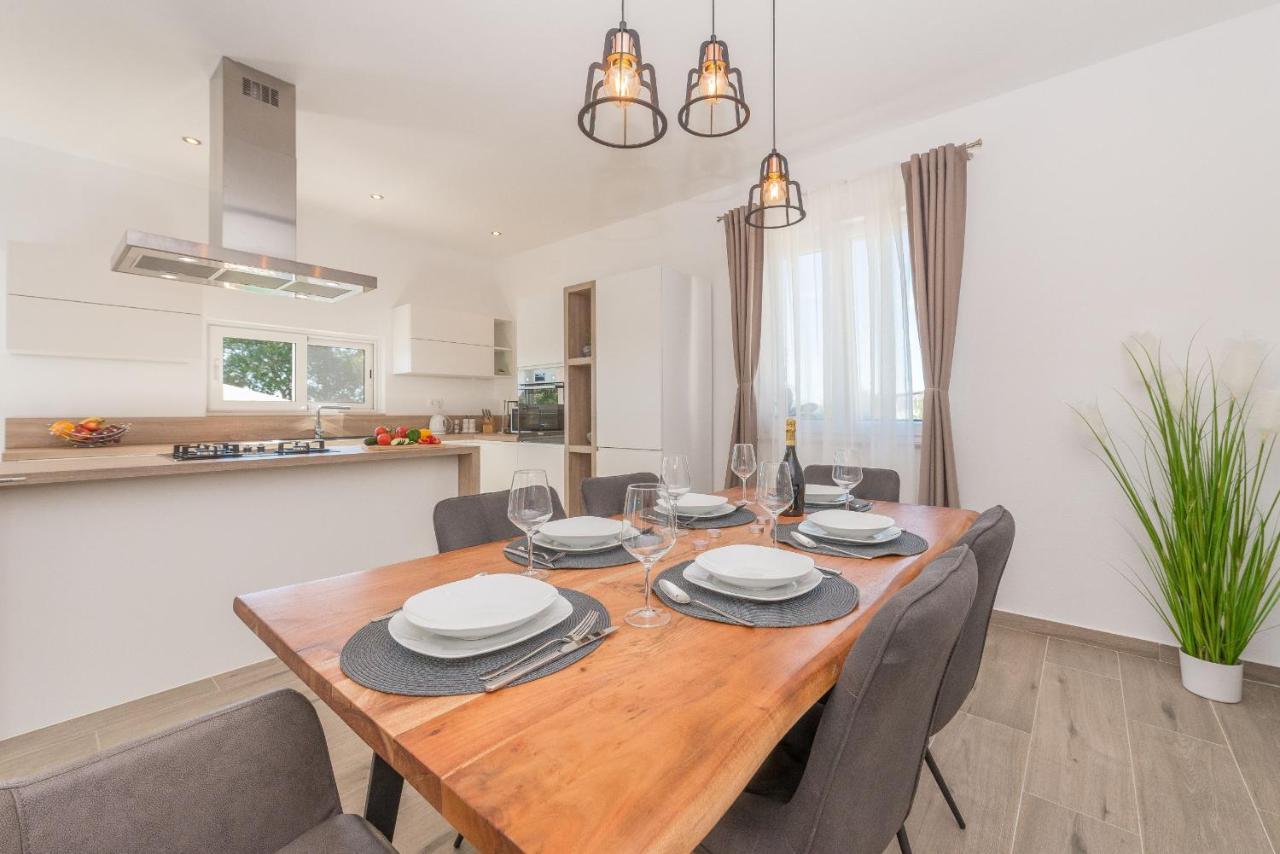 Villa Tara Zadarvillas Tinj Экстерьер фото