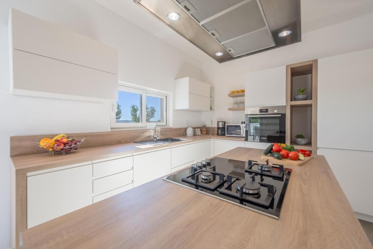 Villa Tara Zadarvillas Tinj Экстерьер фото